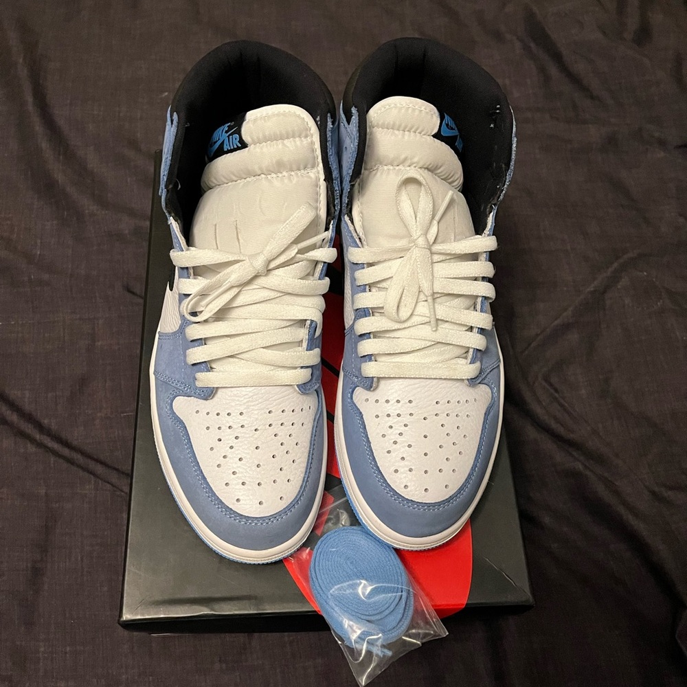 Unc retro 1